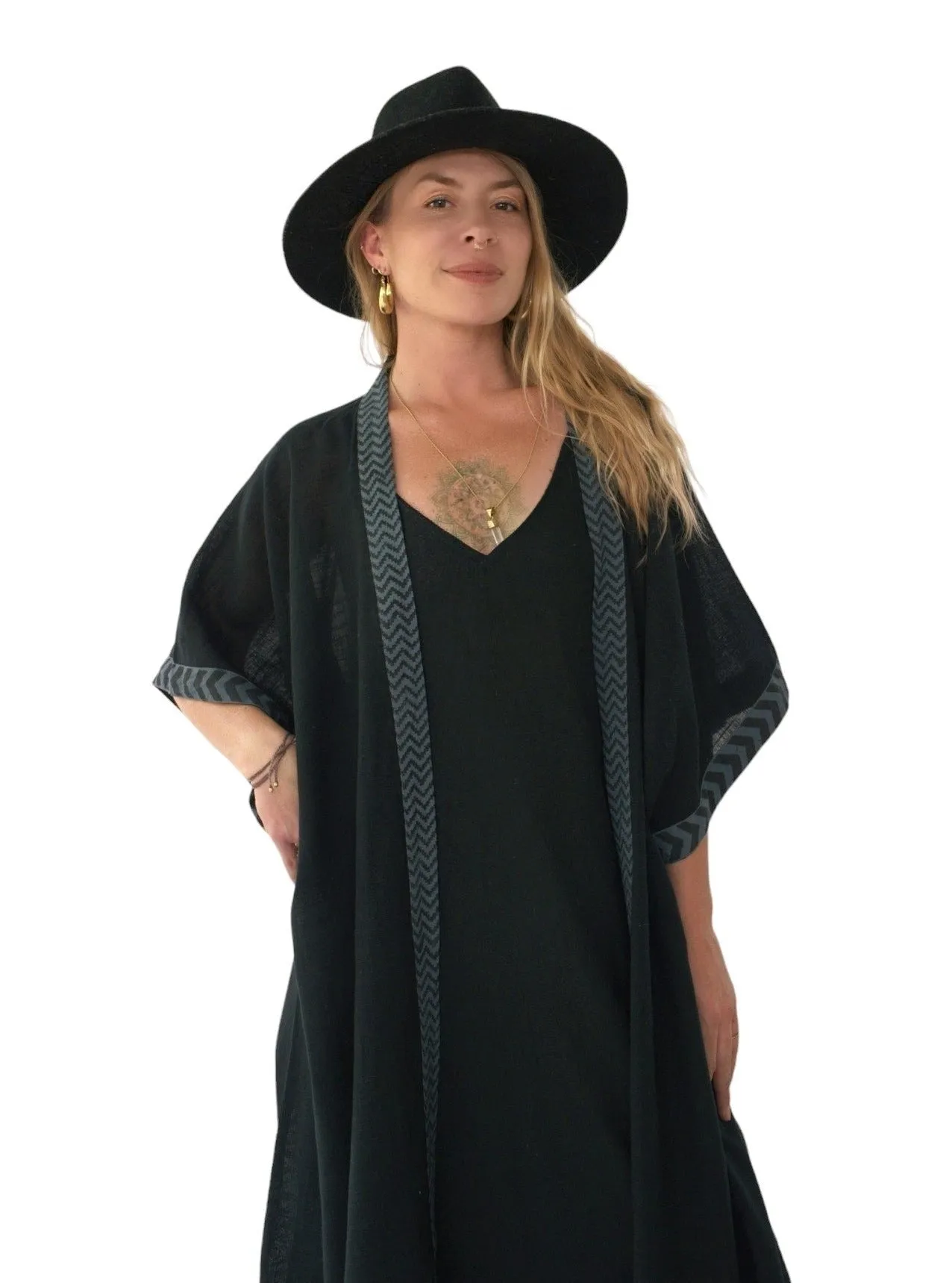 Raw Cotton Black Kimono