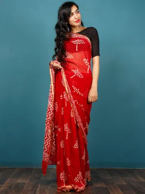 Red White Hand Block Printed Chiffon Saree with Zari Border - S031702791