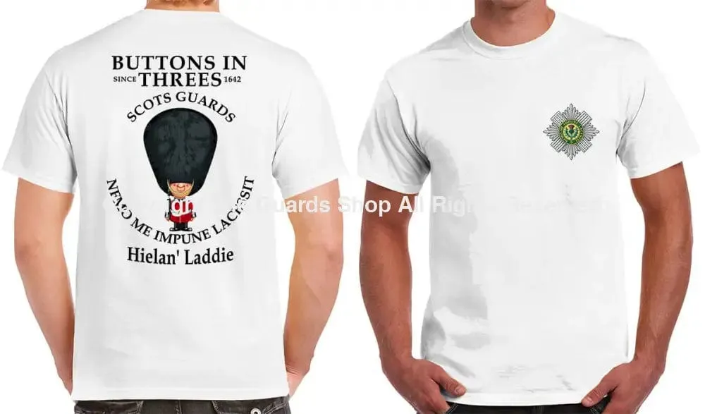 SCOTS GUARDS BUTTONS IN THREE'S DOUBLE PRINT T-Shirt