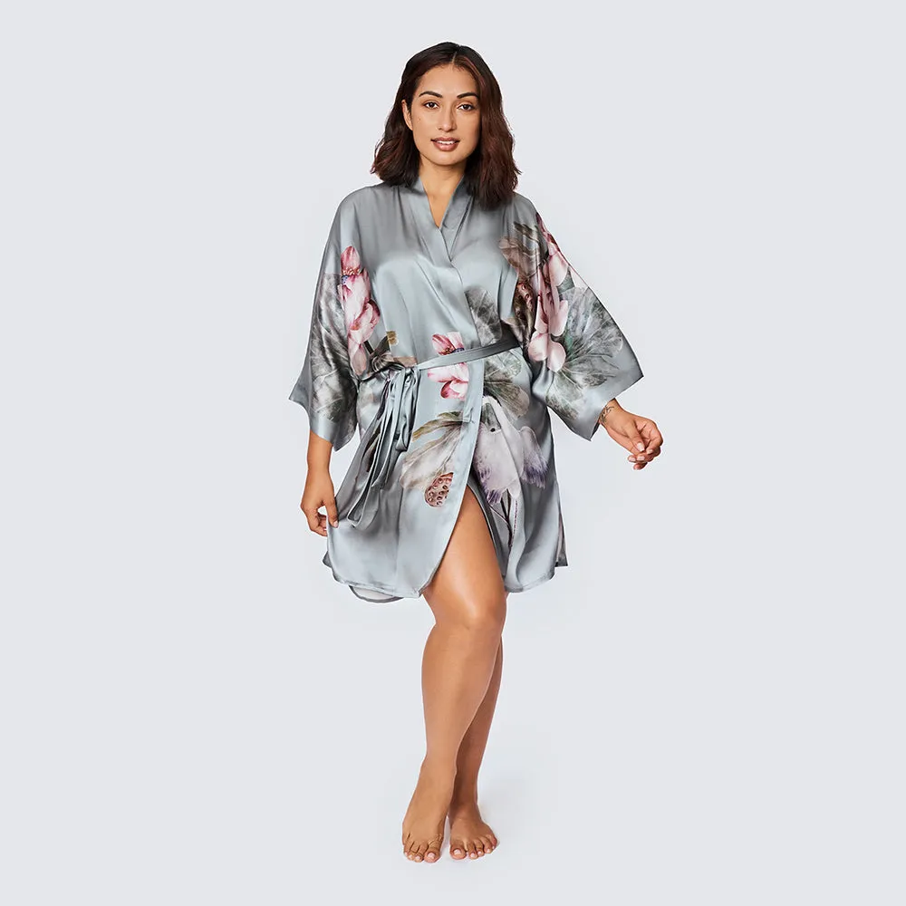 Silk Kuren Short Kimono Robe (Plus Size)