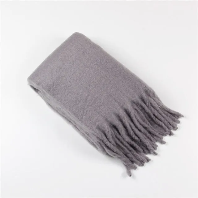 Soft and Chunky Winter Scarf